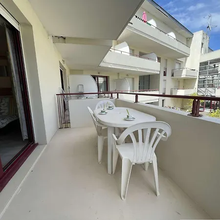 Apartment Appt - Lr010-133 *